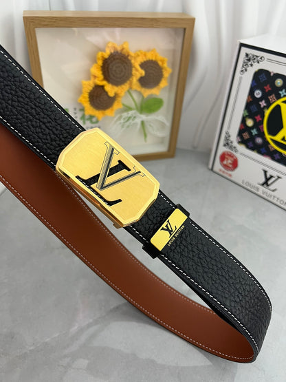 LV... Louis Vuitton 💕 Original order P160