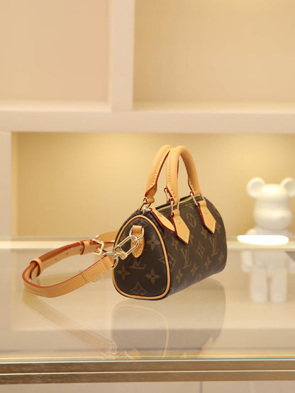 High quality handbag-Mini Pillow Bag