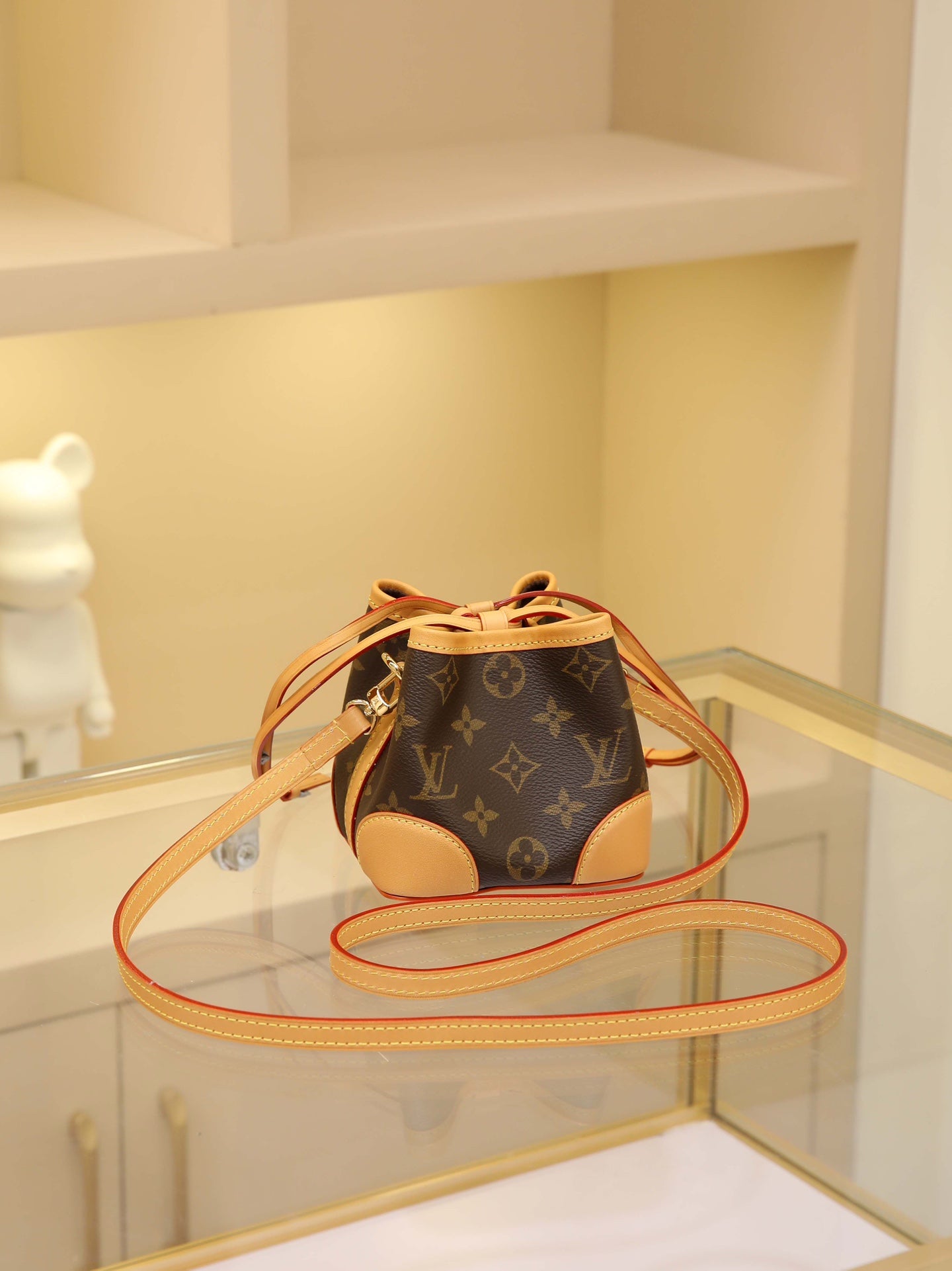 High quality handbag-Mini bucket bag