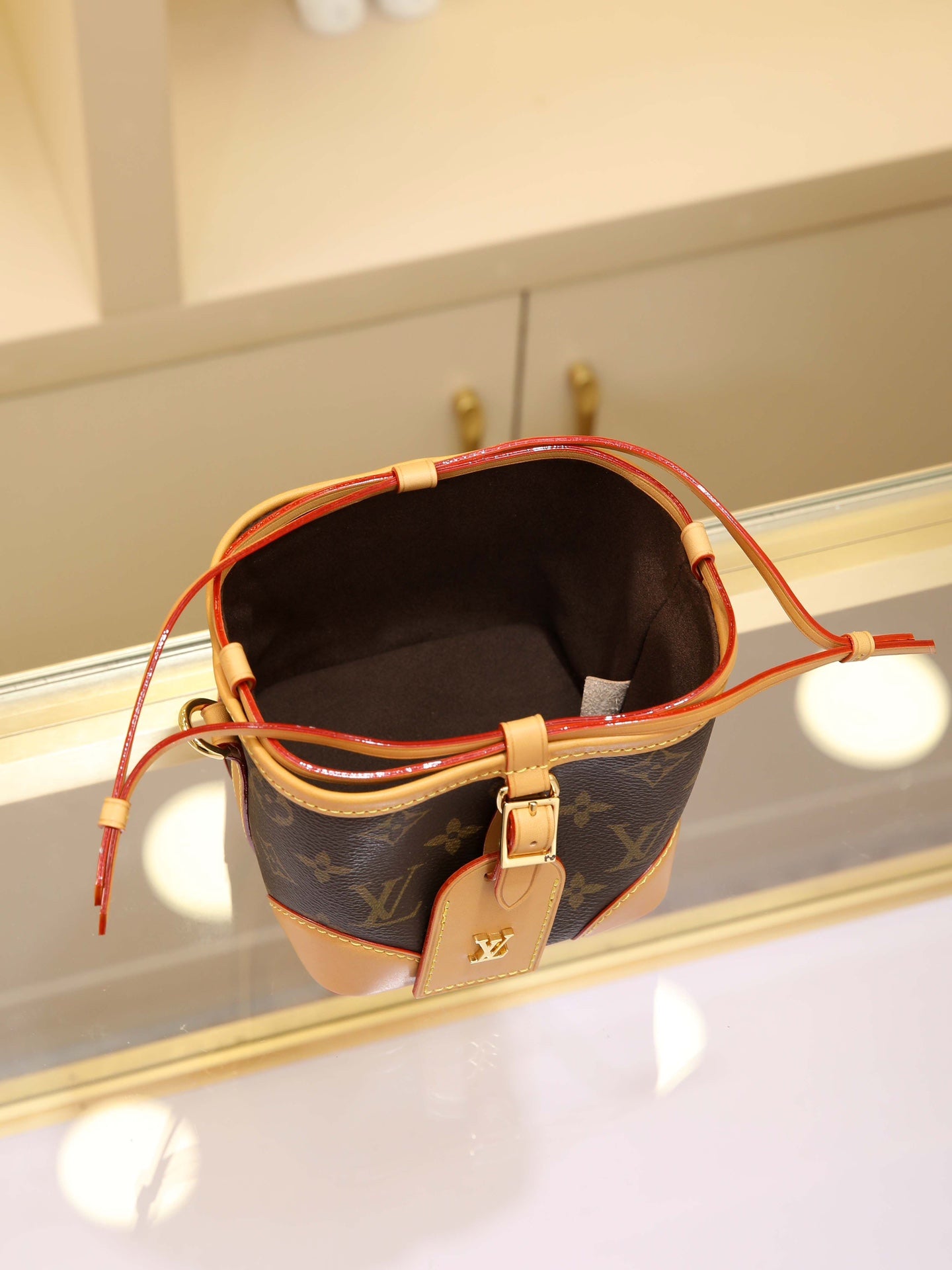 High quality handbag-Mini bucket bag