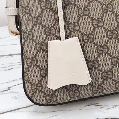 [Nouveau produit] Sac à dos à bandoulière de taille moyenne de la série Padlock