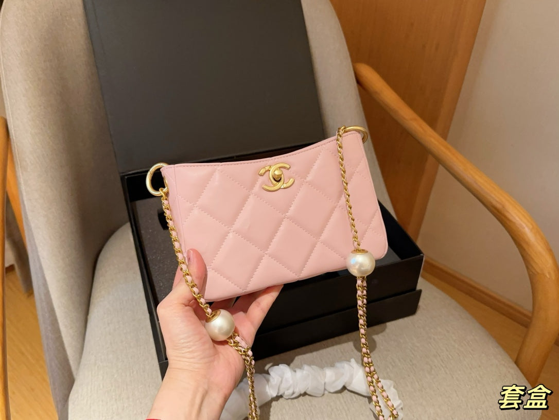 24s Double Pearl Chain Bag