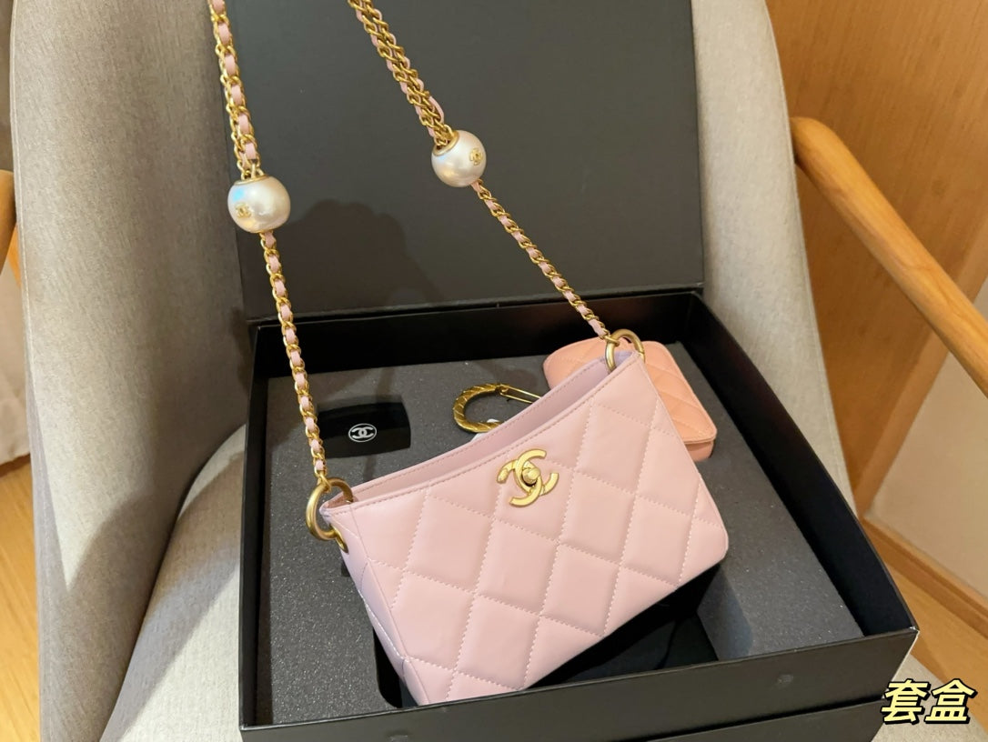 24s Double Pearl Chain Bag