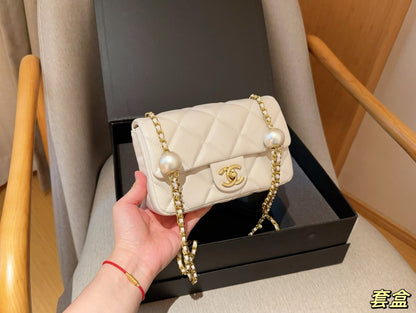 24s Double Pearl Bag