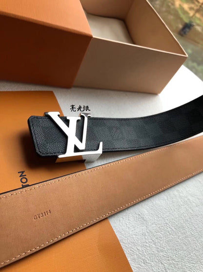 P120 Louis Vuitton Belt