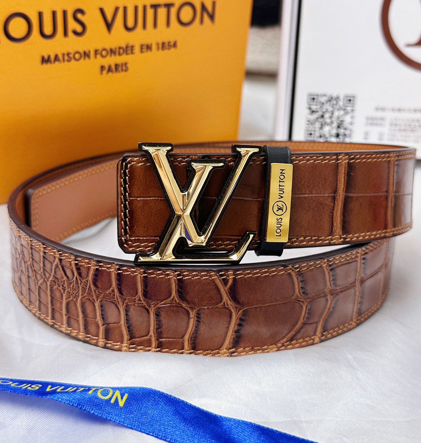 LV... Louis ✈️ Top tier original order replica P150