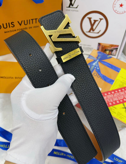 LV... Louis Vuitton ️ ✈️ Top tier replica P150