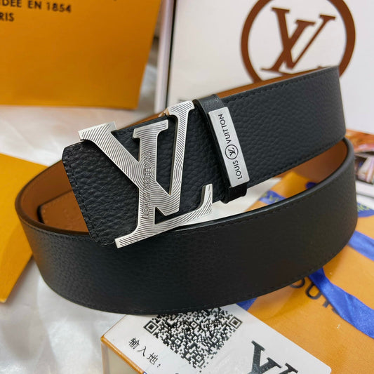 LV... Louis Vuitton ️ ✈️ Top tier replica P150