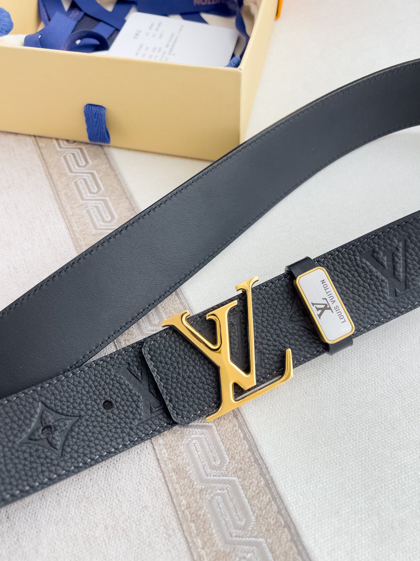 LV... Louis Vuitton ✈️ Belt • Belt • Original Order P160