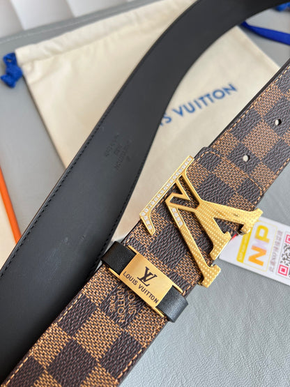 LV... Louis Vuitton ✈️ Belt • Belt • Original Order P185