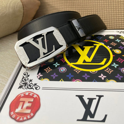 LV... Louis Vuitton 💕 Original order P155