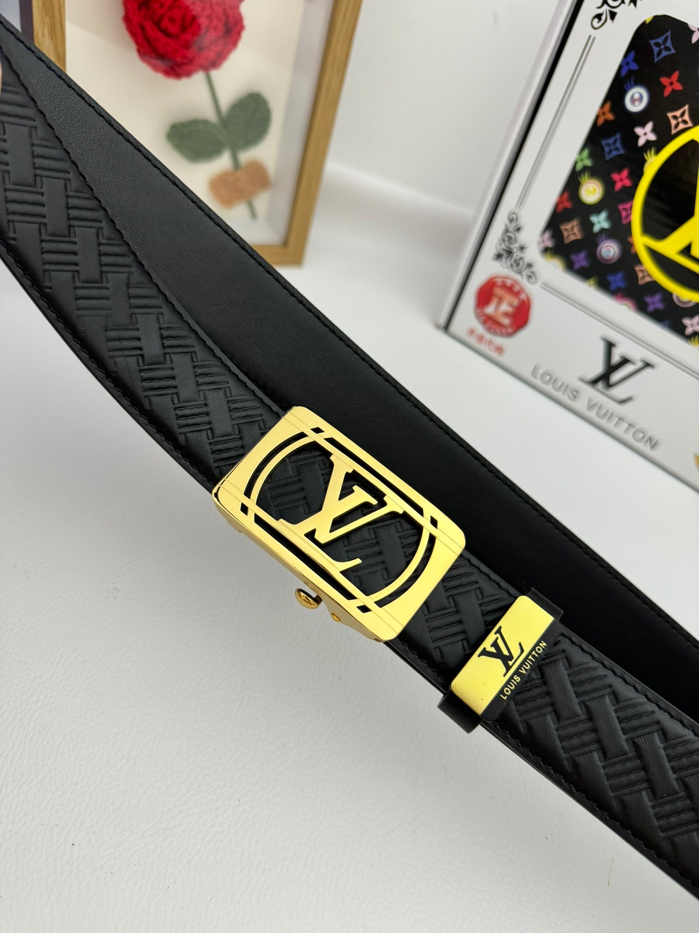 LV... Louis Vuitton 💕 Automatic belt P150