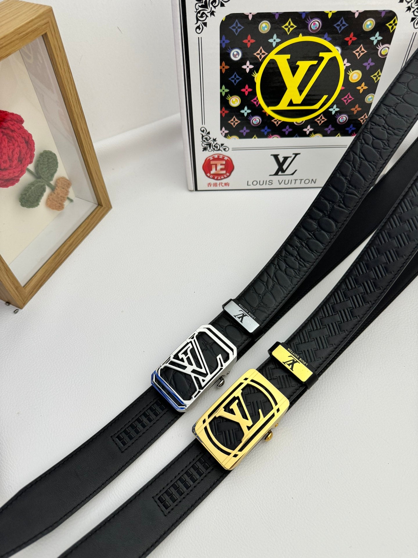 LV... Louis Vuitton 💕 Automatic belt P150