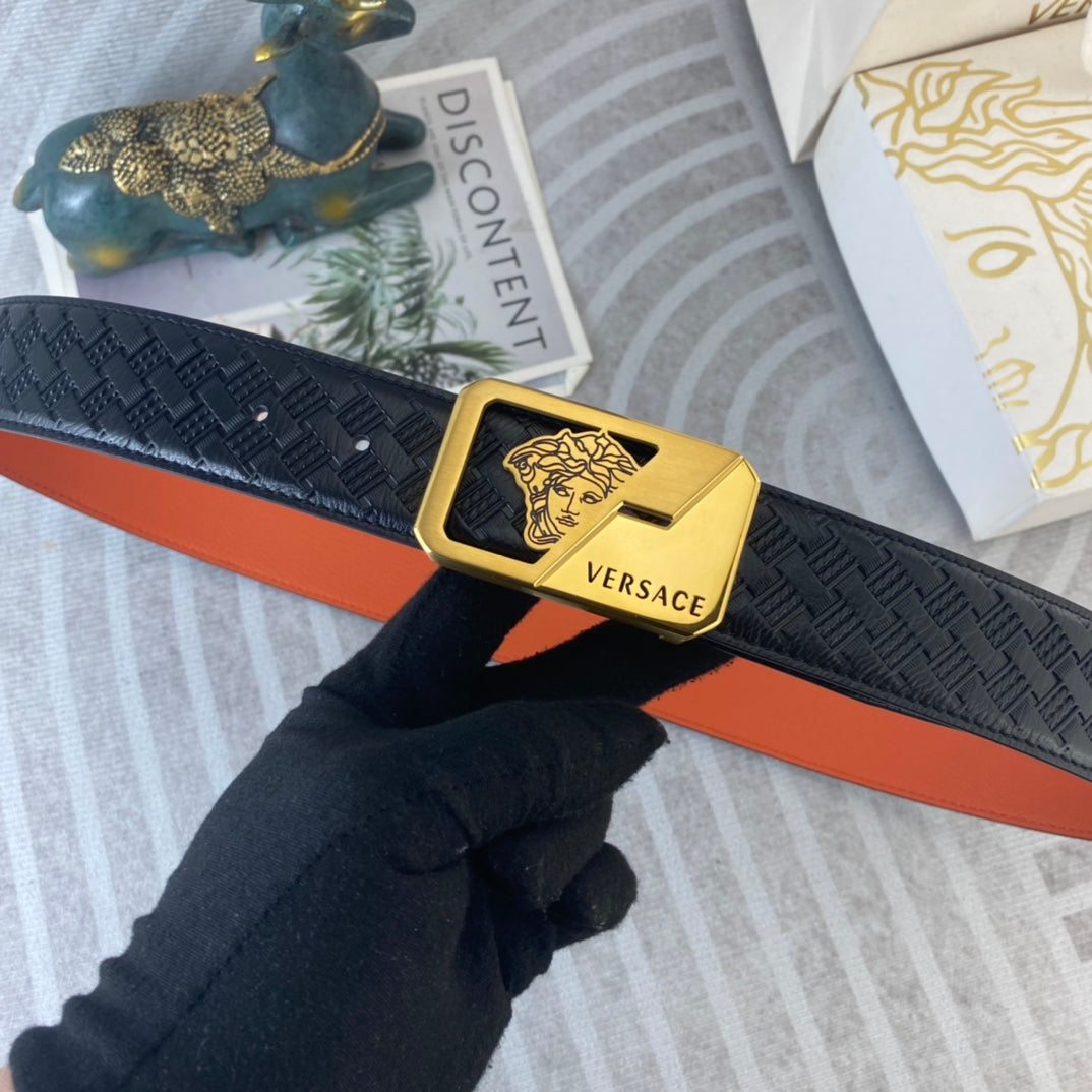 Versace leather belt P150