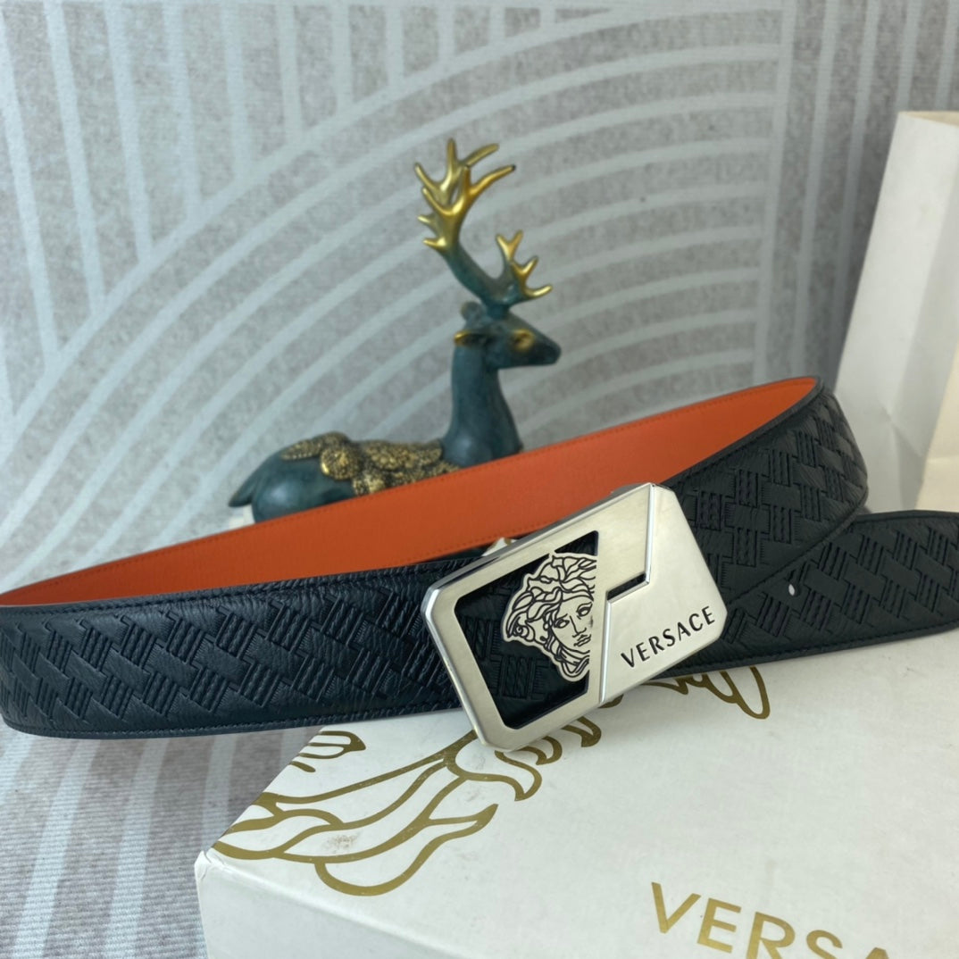 Versace leather belt P150