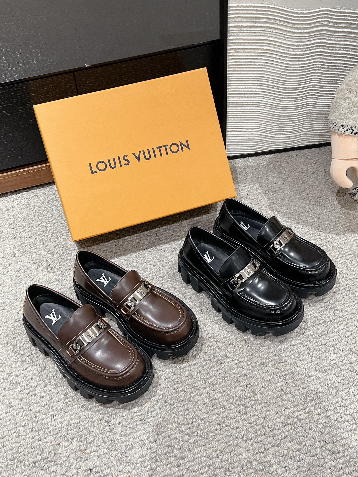 2024 couple's thick soled loafers0