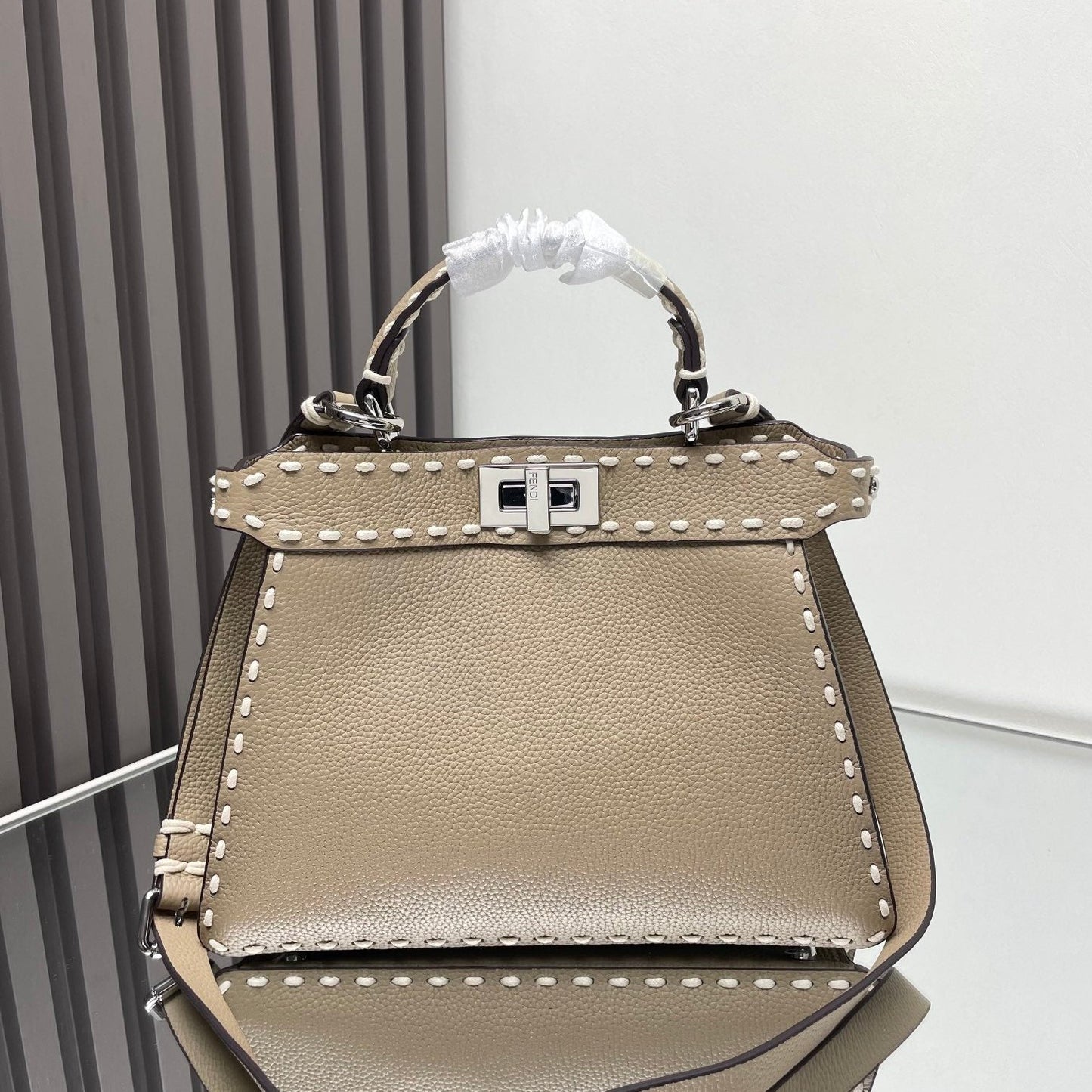 Small head layer cowhide material adjustable bag