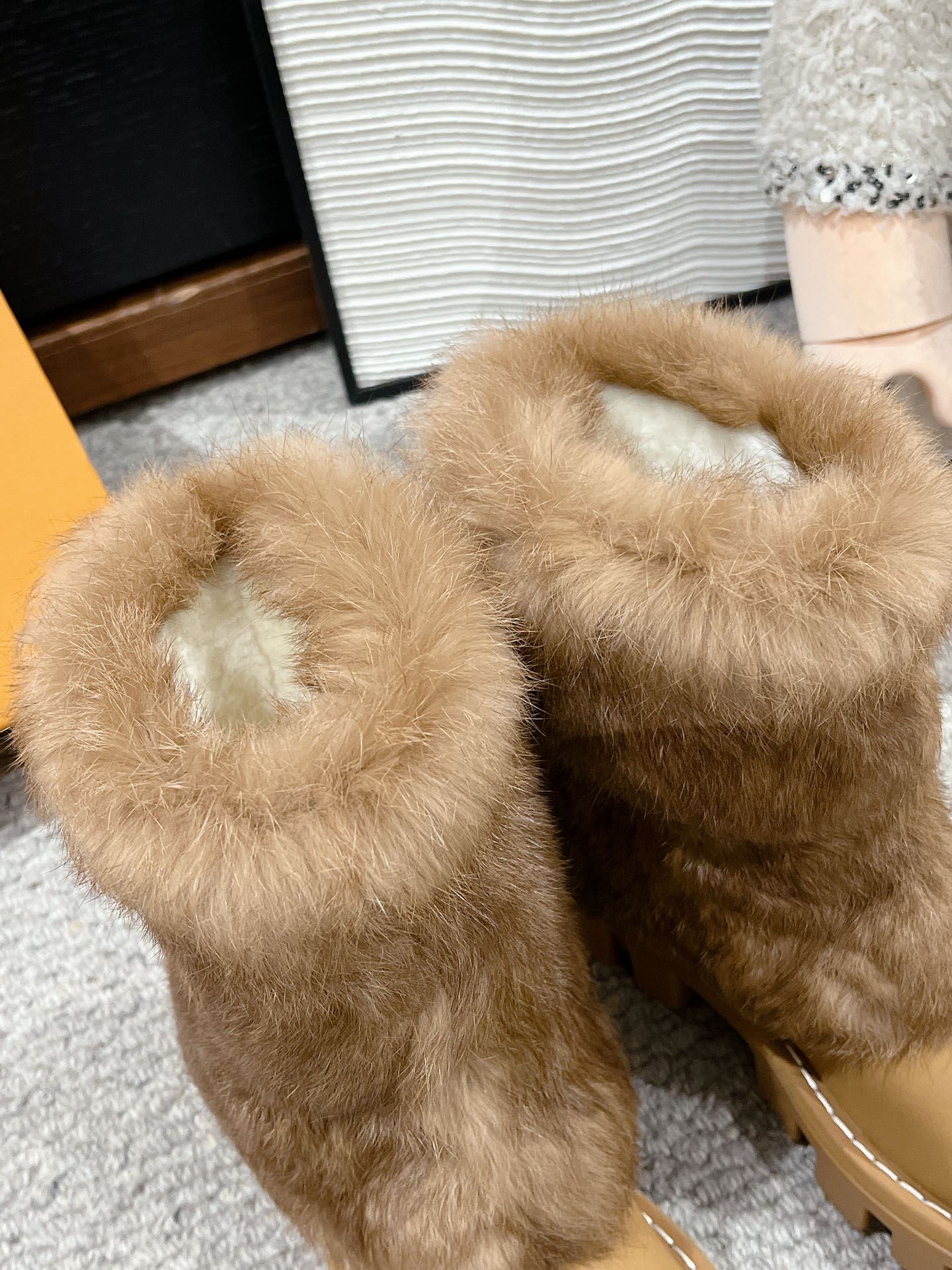 2024 Autumn/Winter New mink fur boots